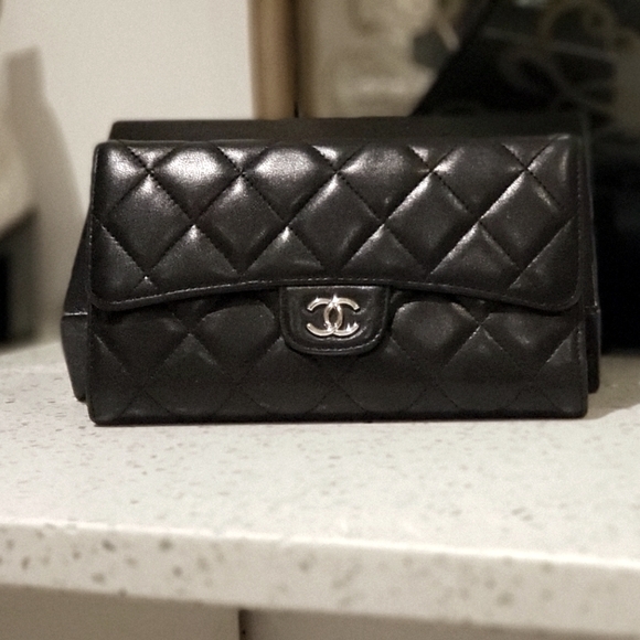 ***SOLD***100% Authentic Chanel Lambskin Long Flap - Picture 1 of 17